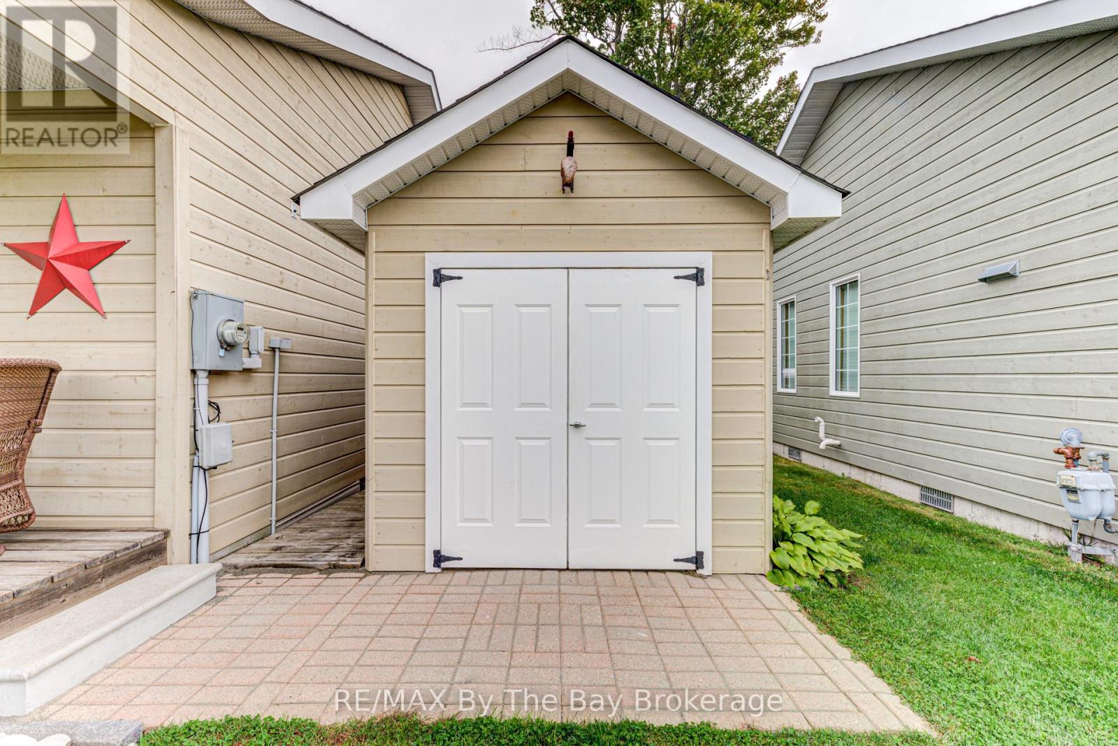 71 Madawaska Trail, Wasaga Beach, Ontario  L9Z 1X7 - Photo 31 - S12284779