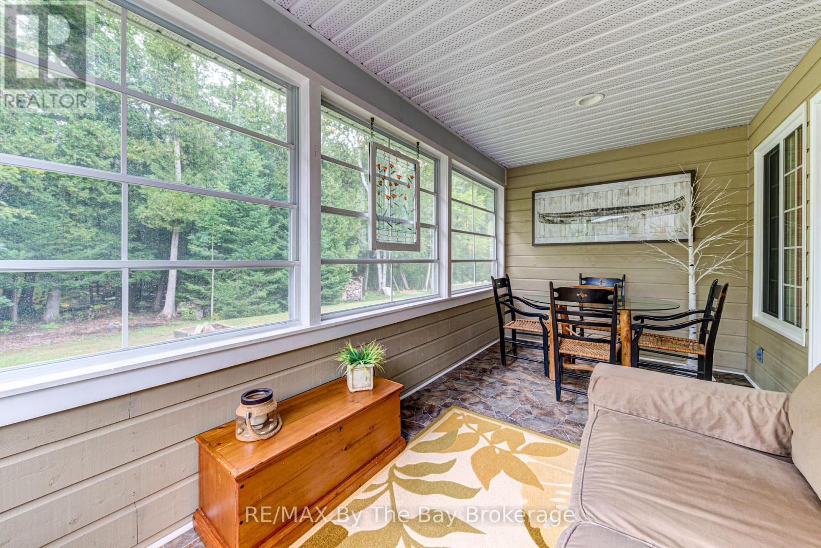 71 Madawaska Trail, Wasaga Beach, Ontario  L9Z 1X7 - Photo 28 - S12284779