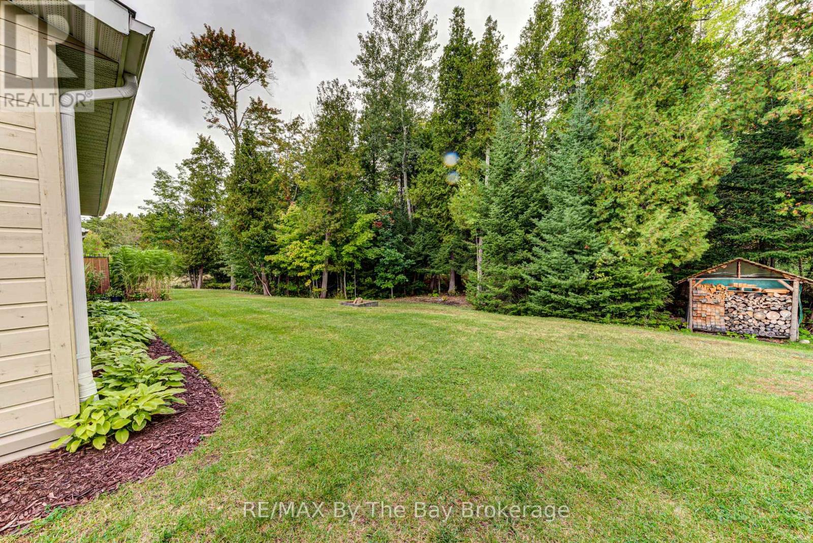 71 Madawaska Trail, Wasaga Beach, Ontario  L9Z 1X7 - Photo 7 - S12284779
