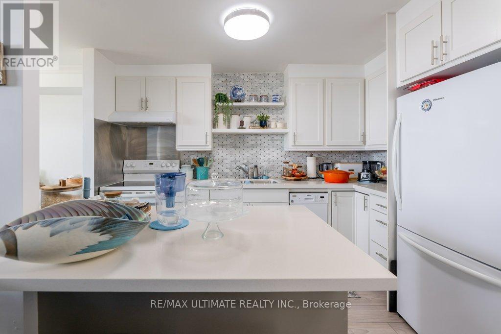 Property at 1202 - 541 BLACKTHORN AVENUE image 5