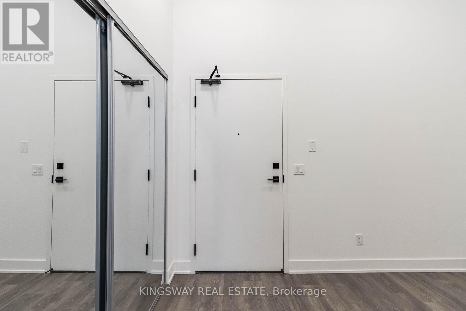 346 - 2485 Taunton Road, Oakville, Ontario  L6H 3R9 - Photo 9 - W12286025