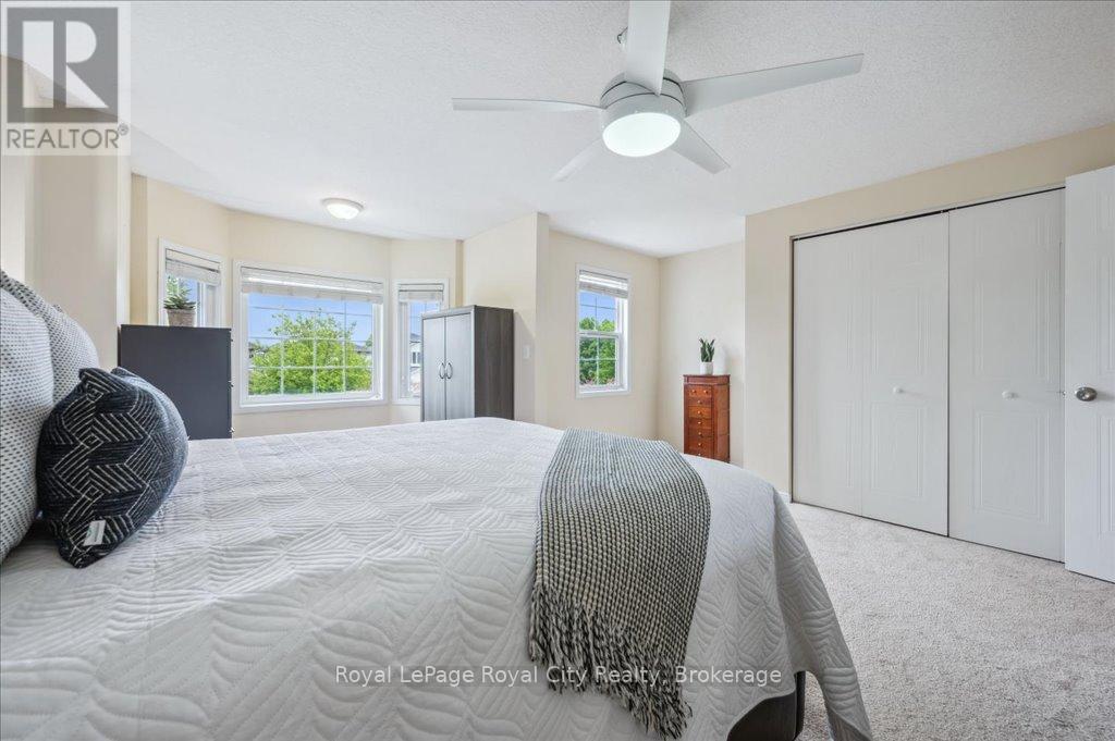 93 Doyle Drive, Guelph, Ontario  N1G 5B9 - Photo 21 - X12285533
