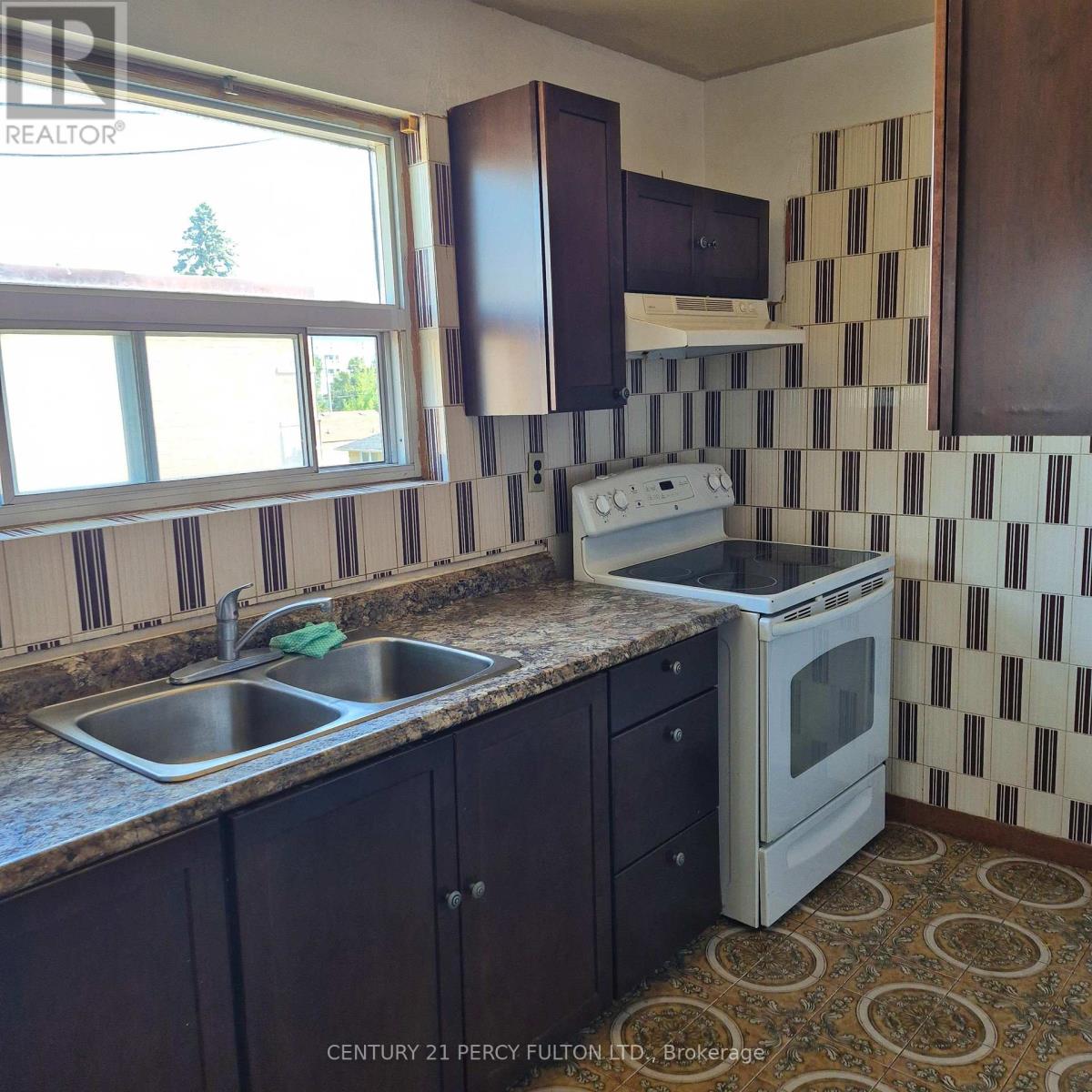 559a Birchmount Road, Toronto (Clairlea-Birchmount), Ontario  M1K 1P8 - Photo 22 - E12285390