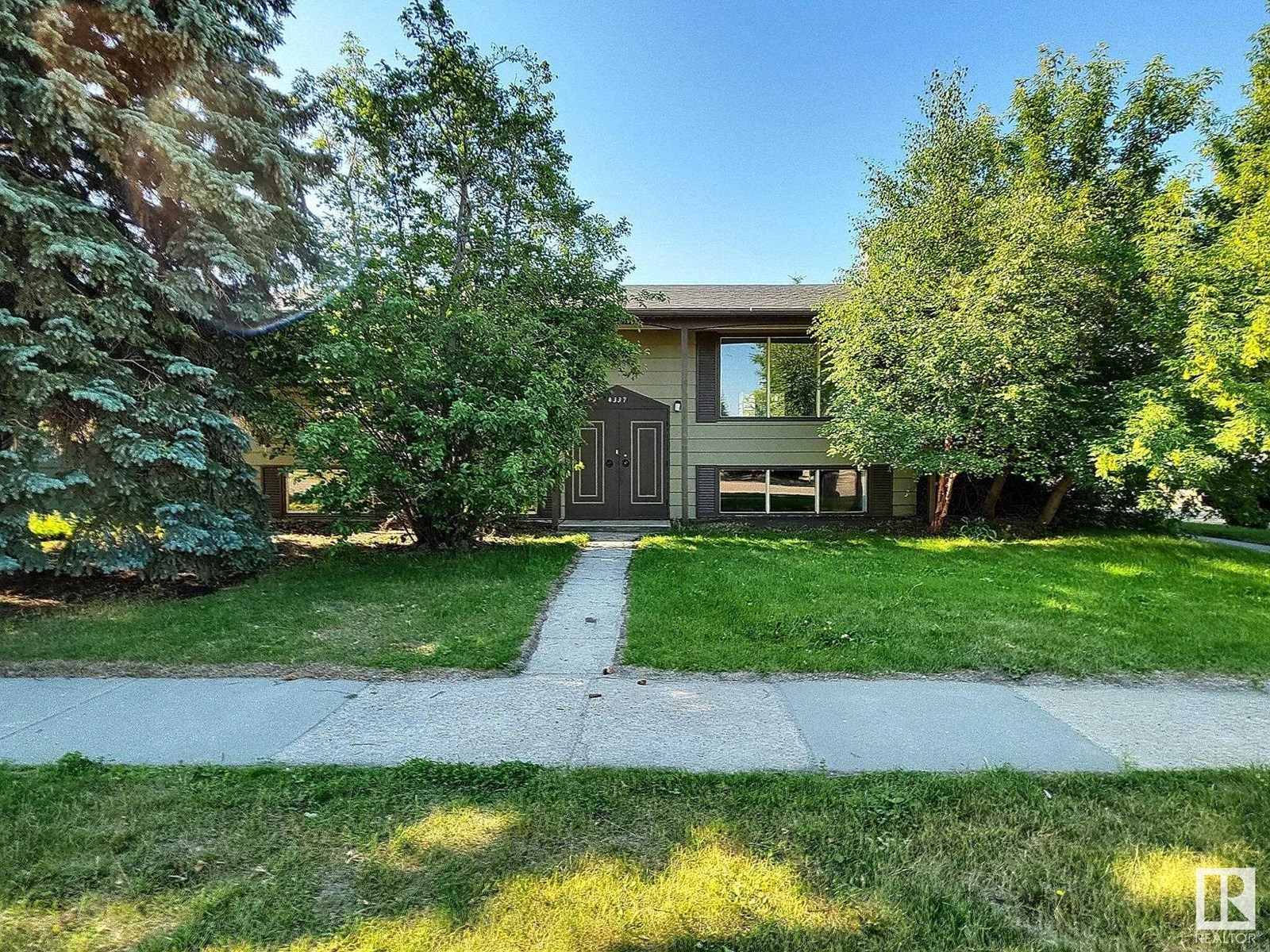 4337 49 AV, St. Paul Town, Alberta