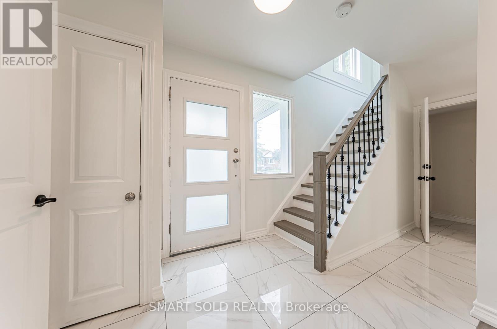 Property at 18 CADILLAC AVENUE image 5