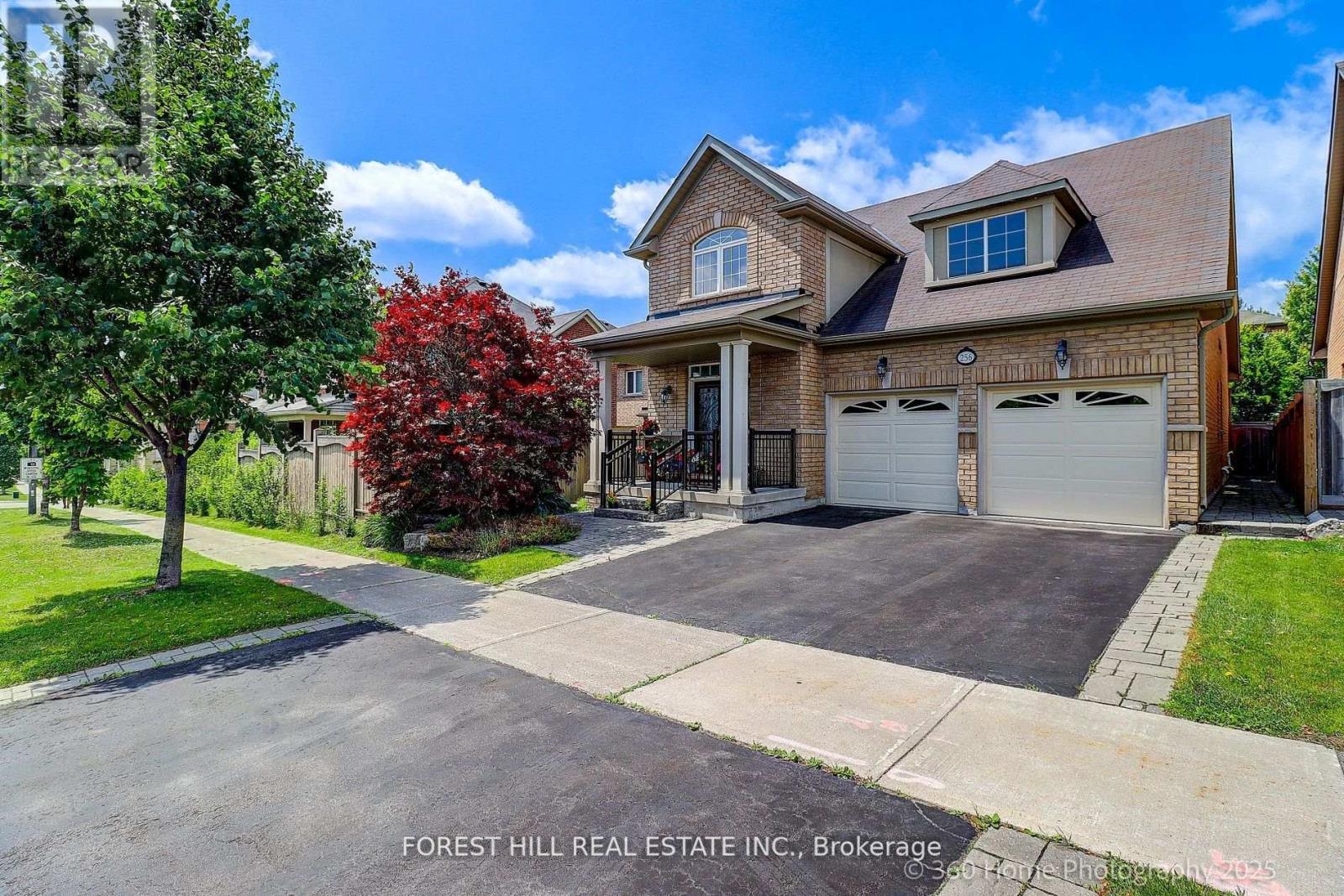 Property at 256 PETER RUPERT AVENUE image 2