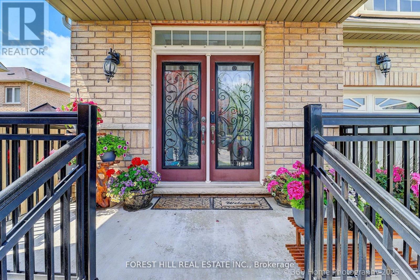 Property at 256 PETER RUPERT AVENUE image 3