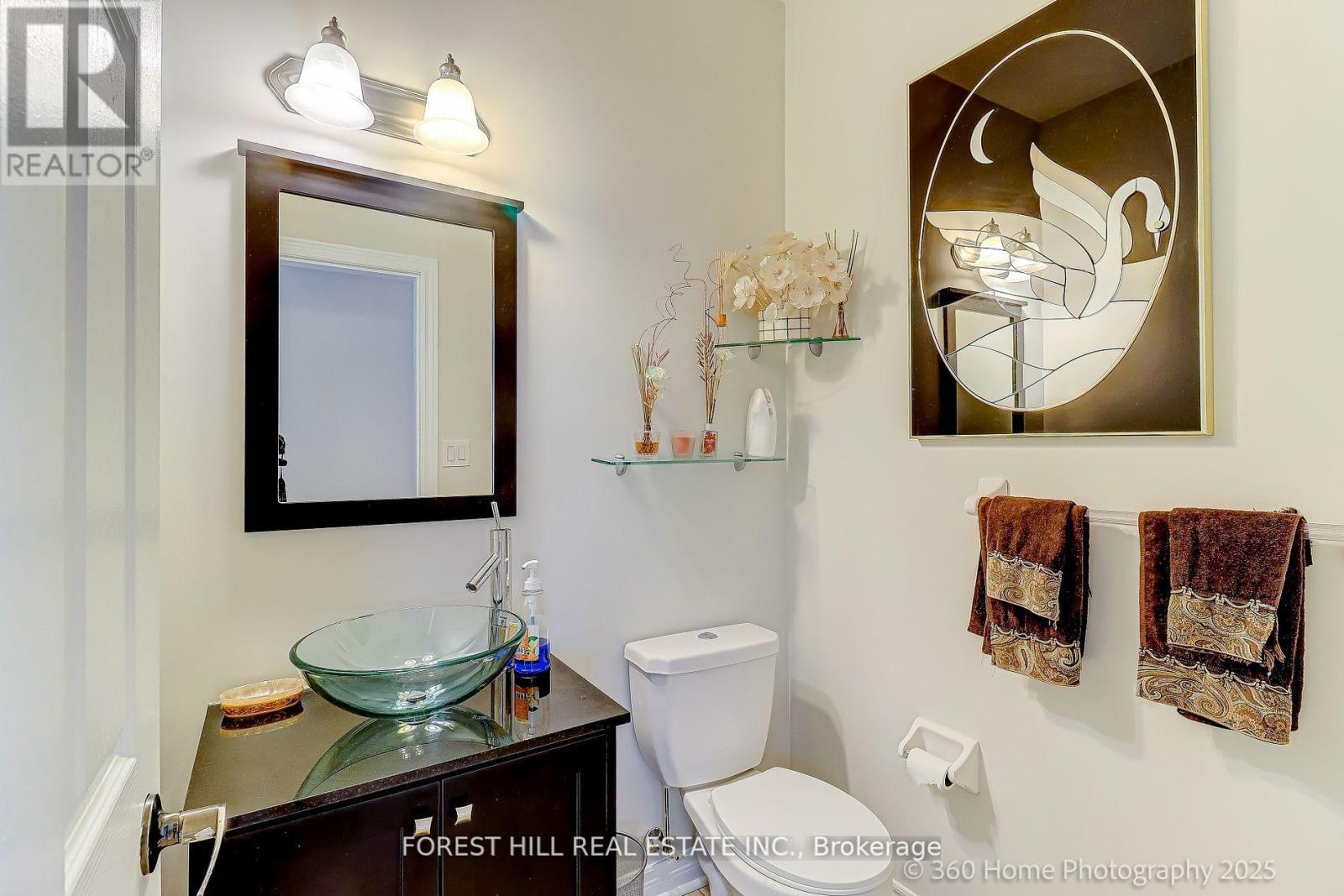 Property at 256 PETER RUPERT AVENUE image 5