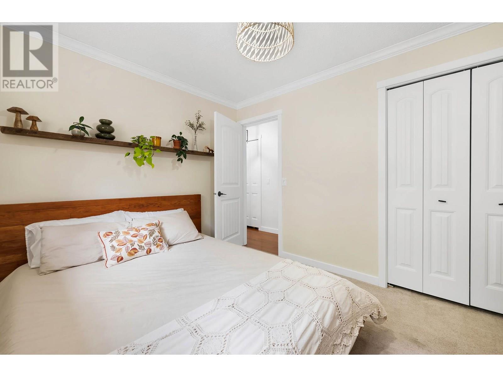 Property at 5350 RONDE Lane image 3