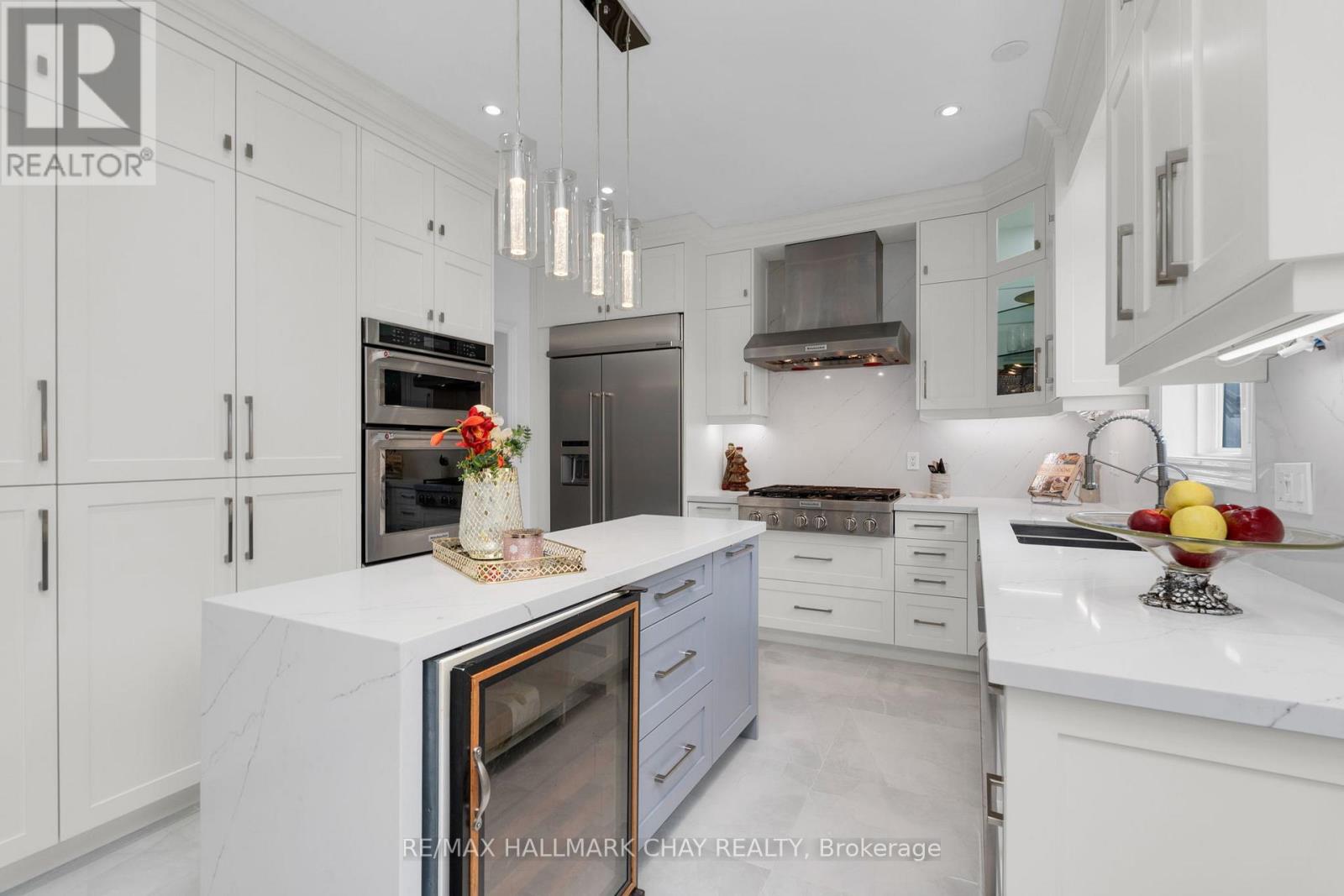 90 Birkhall Place, Barrie, Ontario  L4N 0K2 - Photo 9 - S12286154