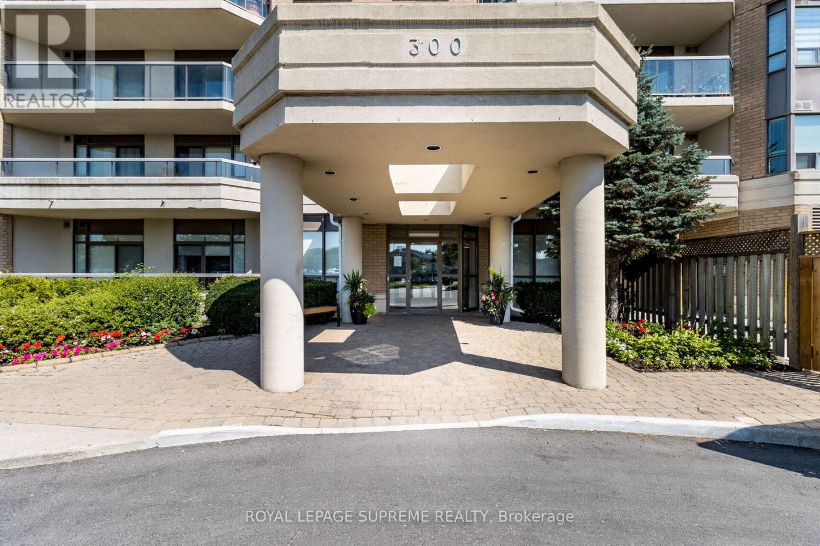 708 - 300 Ray Lawson Boulevard, Brampton, Ontario  L6Y 5H5 - Photo 5 - W12286080