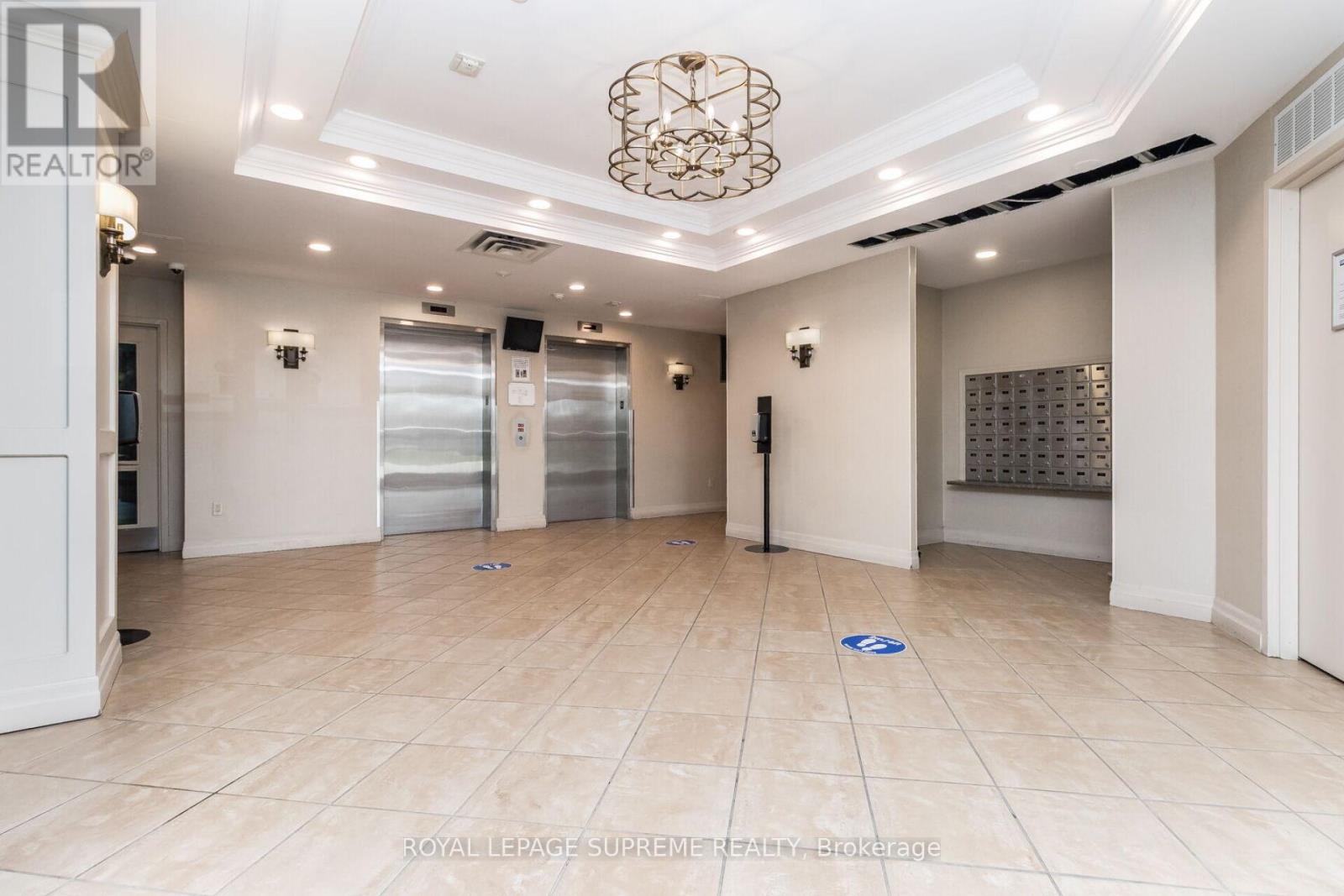 708 - 300 Ray Lawson Boulevard, Brampton, Ontario  L6Y 5H5 - Photo 7 - W12286080