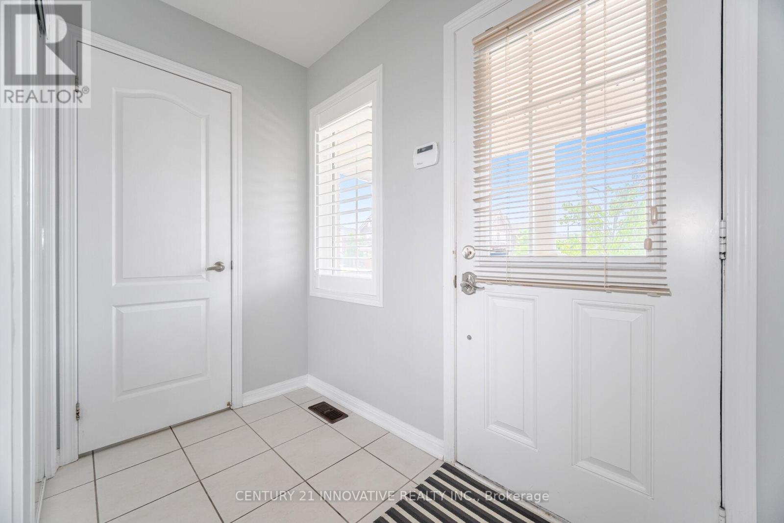 Property at 909 ASLETON BOULEVARD image 2