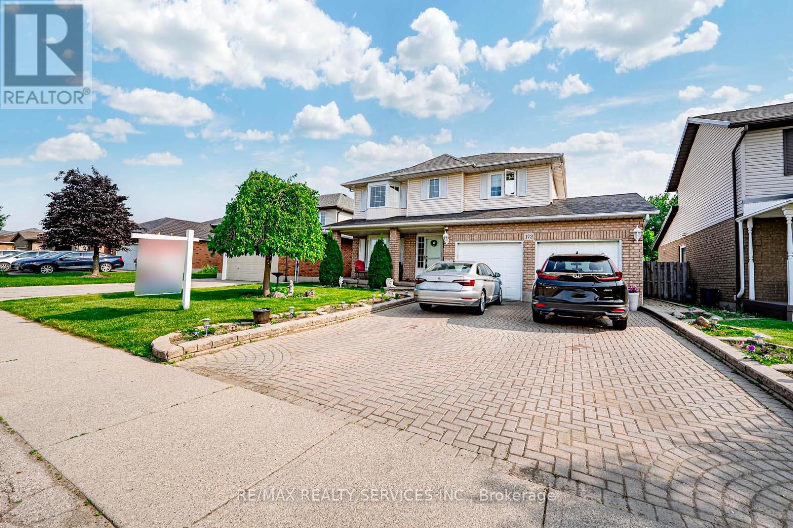 Property at 172 ALDERLEA AVENUE image 4