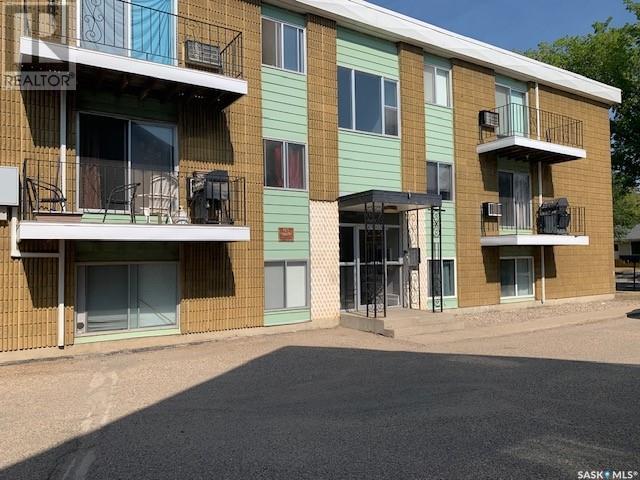 1113 Northumberland Avenue, Saskatoon, Saskatchewan  S7L 3X1 - Photo 3 - SK012696