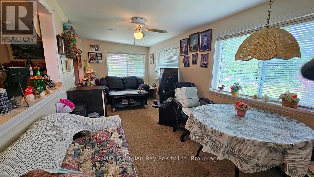 27 Mimosa Drive, Innisfil, Ontario  L9S 1P8 - Photo 7 - N12286424