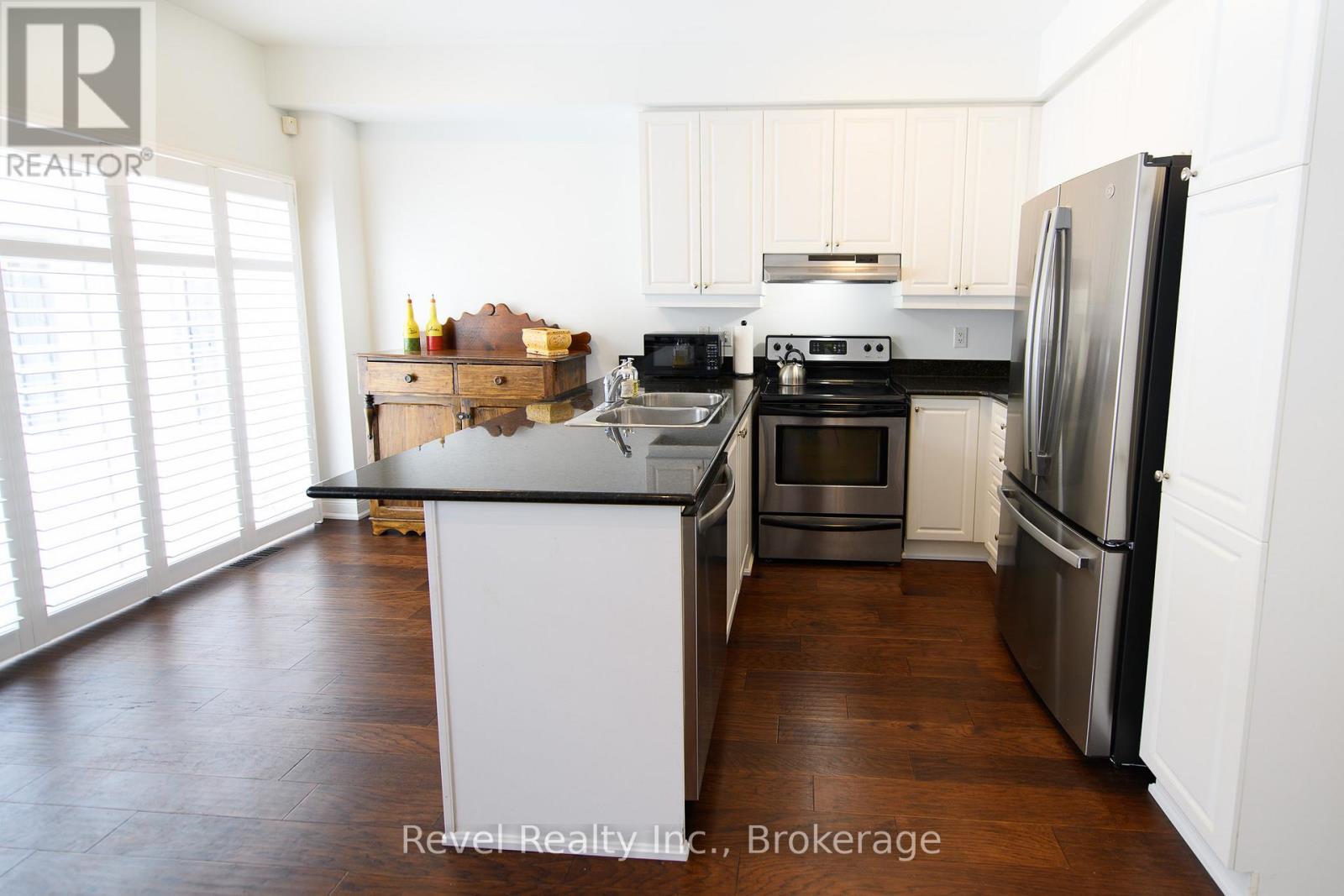 25 North Maple Street, Collingwood, Ontario  L9Y 0J3 - Photo 7 - S12286365