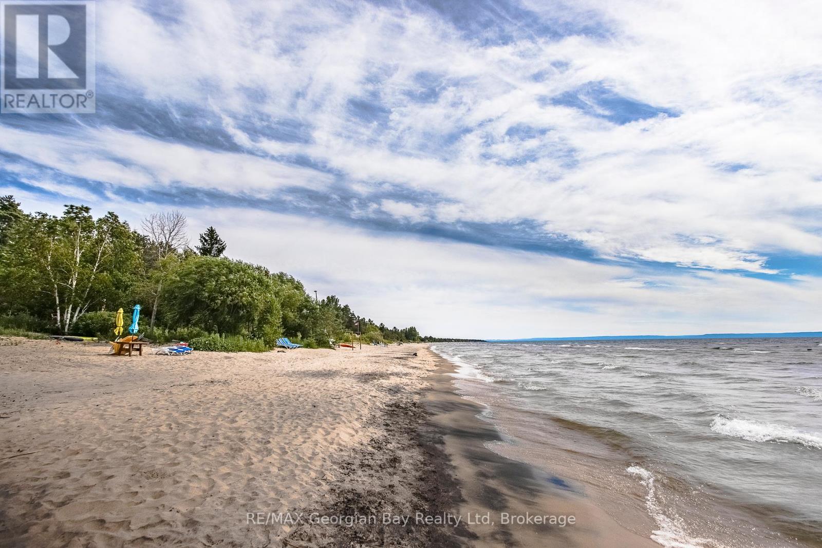 698 Tiny Beaches Road S, Tiny, Ontario  L0L 2T0 - Photo 33 - S12286374