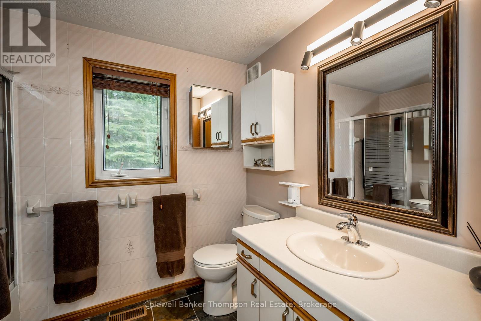 1378 Old Hwy 117, Lake Of Bays, Ontario  P0B 1A0 - Photo 20 - X12286460