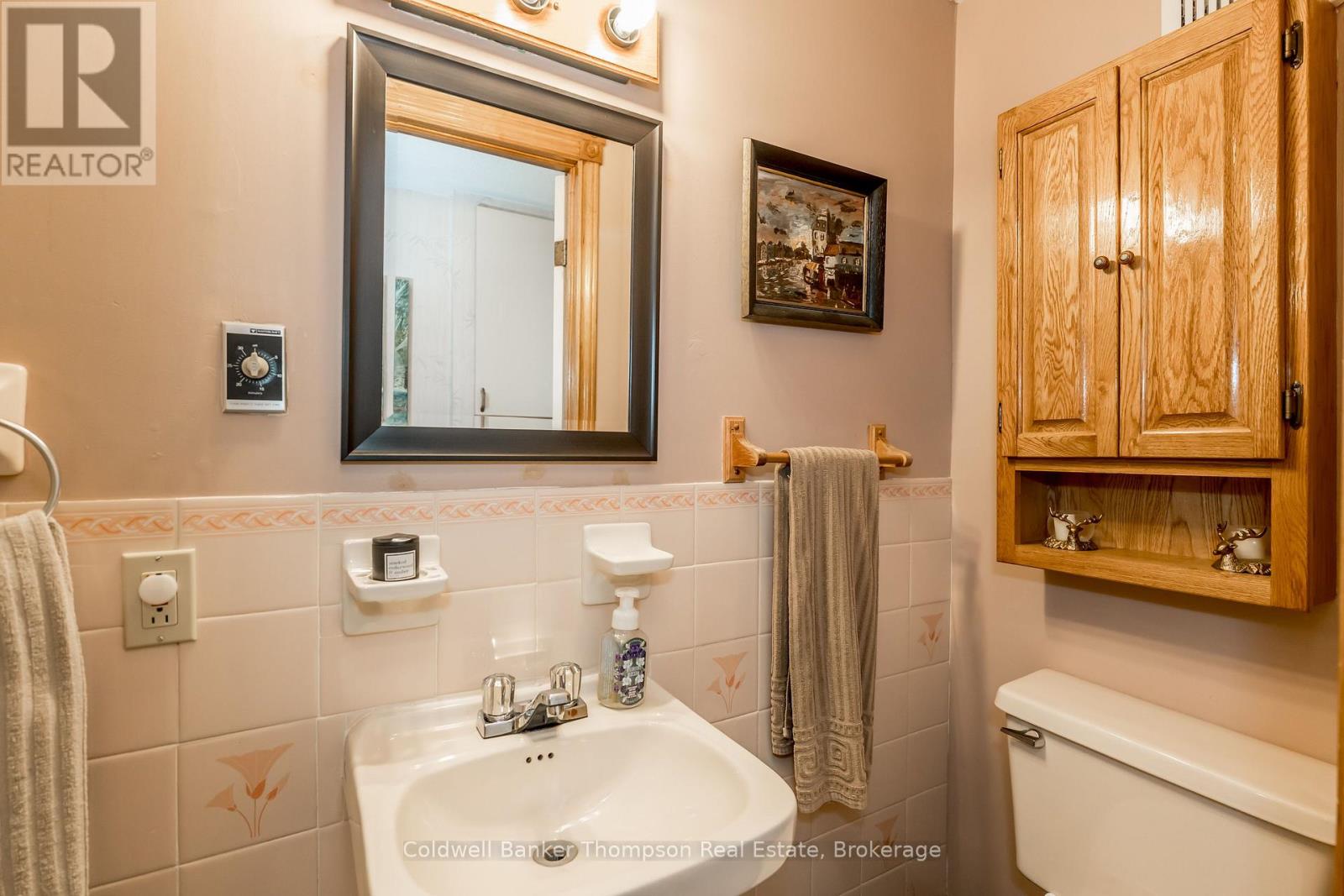 1378 Old Hwy 117, Lake Of Bays, Ontario  P0B 1A0 - Photo 25 - X12286460