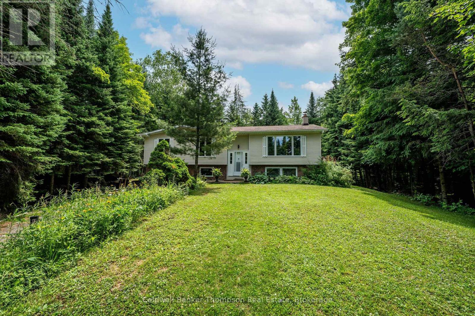 1378 Old Hwy 117, Lake Of Bays, Ontario  P0B 1A0 - Photo 5 - X12286460
