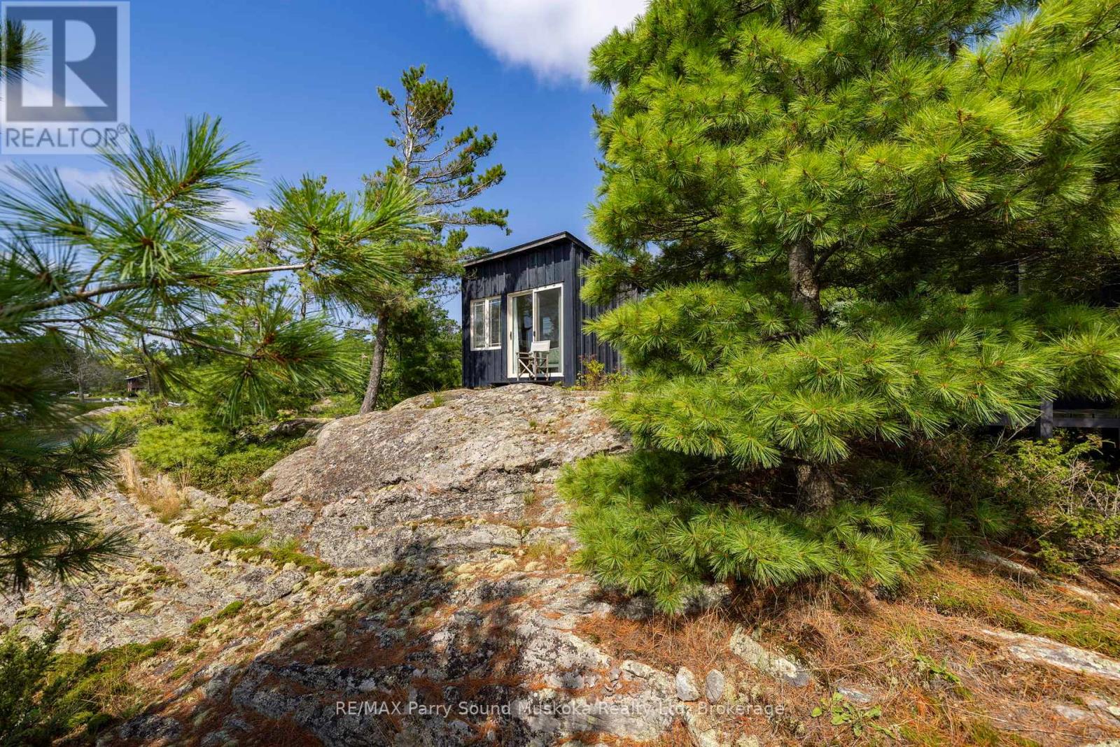 1 Island 271c, Carling, Ontario  P0G 1G0 - Photo 42 - X12286474
