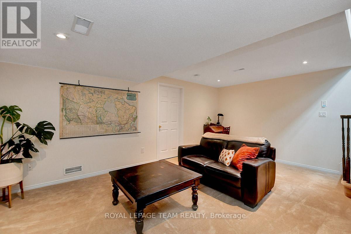 109 Goldwood Private, Ottawa, Ontario  K2J 0P4 - Photo 44 - X12286433