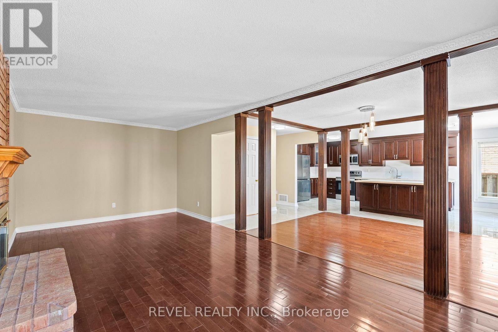 1005 Sandcliff Drive, Oshawa, Ontario  L1K 2E4 - Photo 10 - E12286315