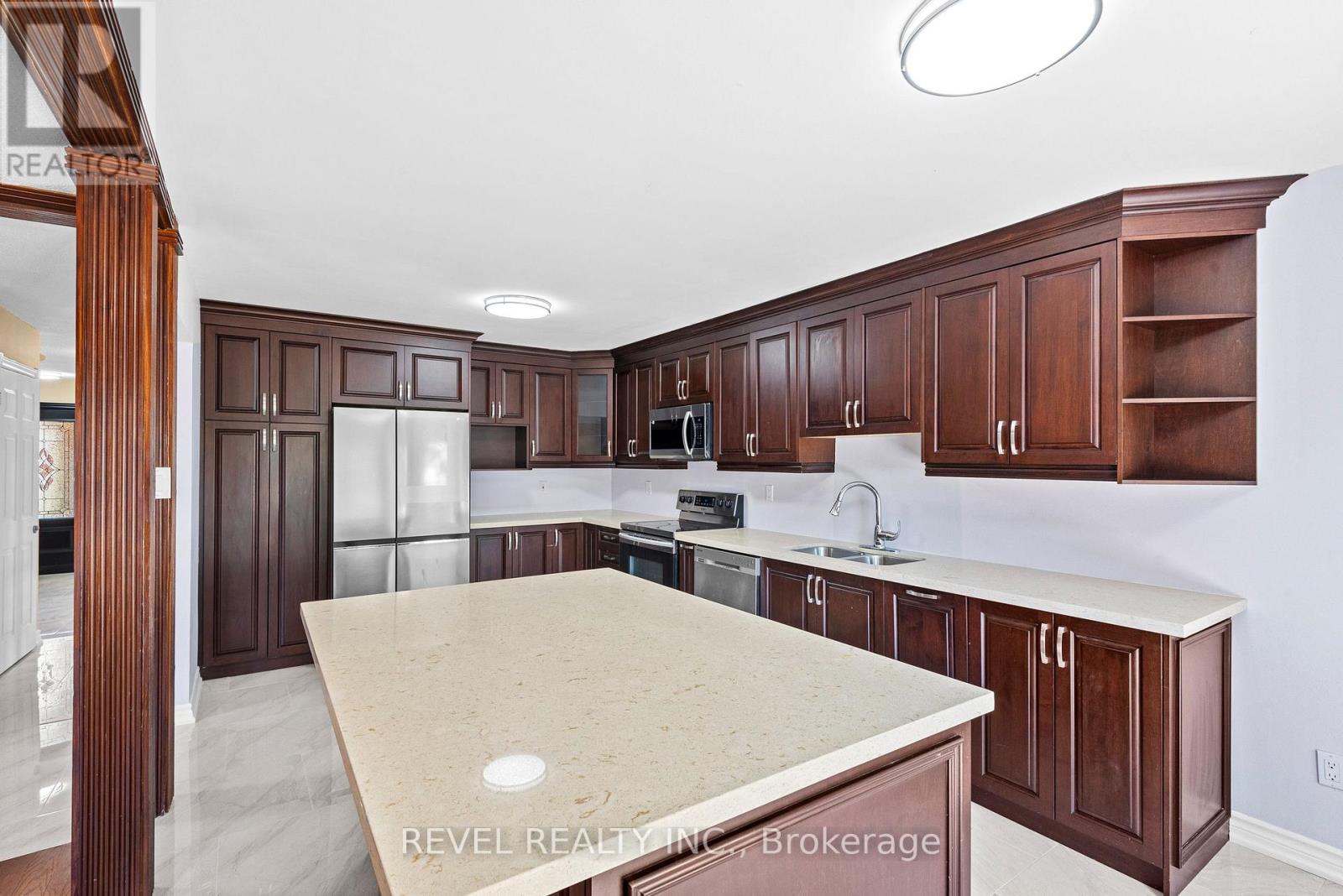 Property at 1005 SANDCLIFF DRIVE image 5
