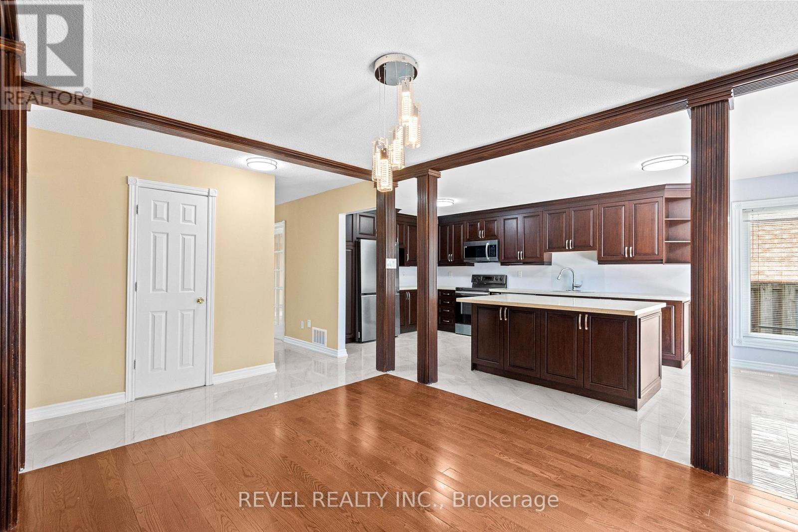 1005 Sandcliff Drive, Oshawa, Ontario  L1K 2E4 - Photo 9 - E12286315