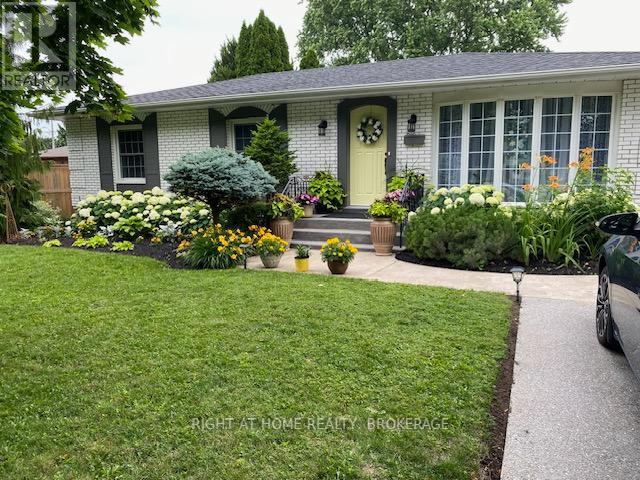 Property at 98 WINDWARD STREET image 1