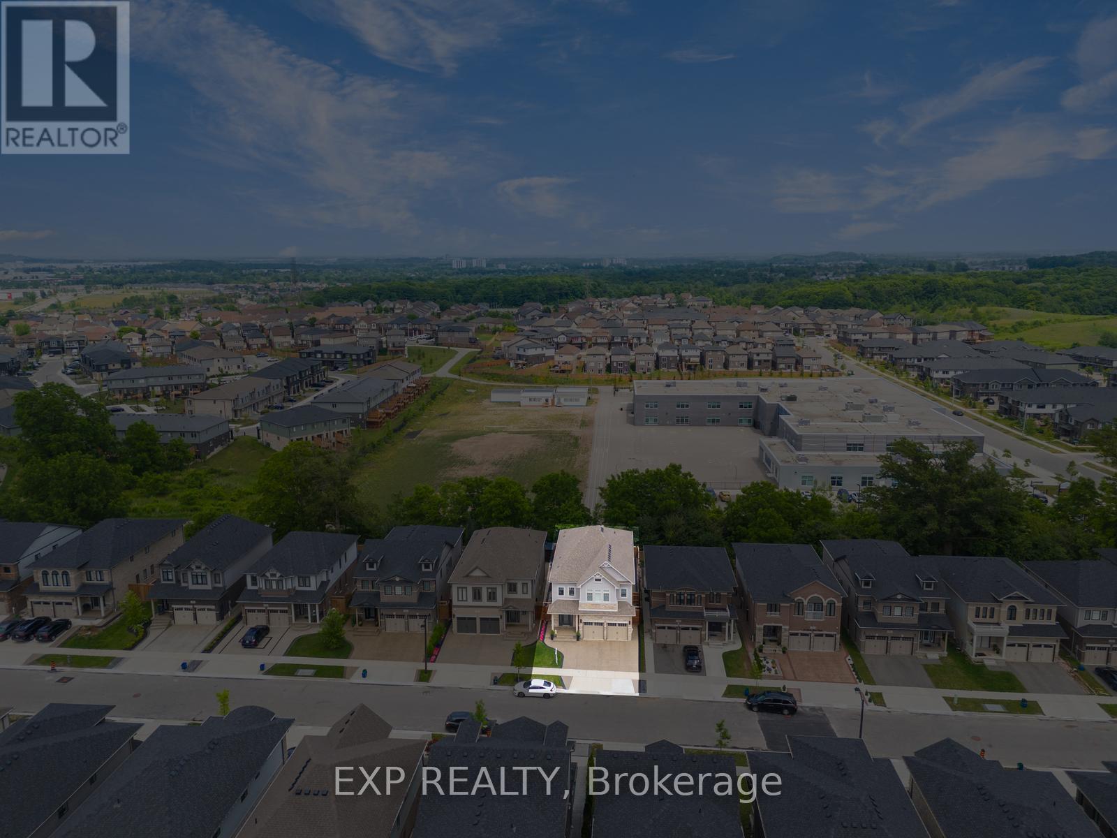 Property at 49 SCOTS PINE TRAIL image 5