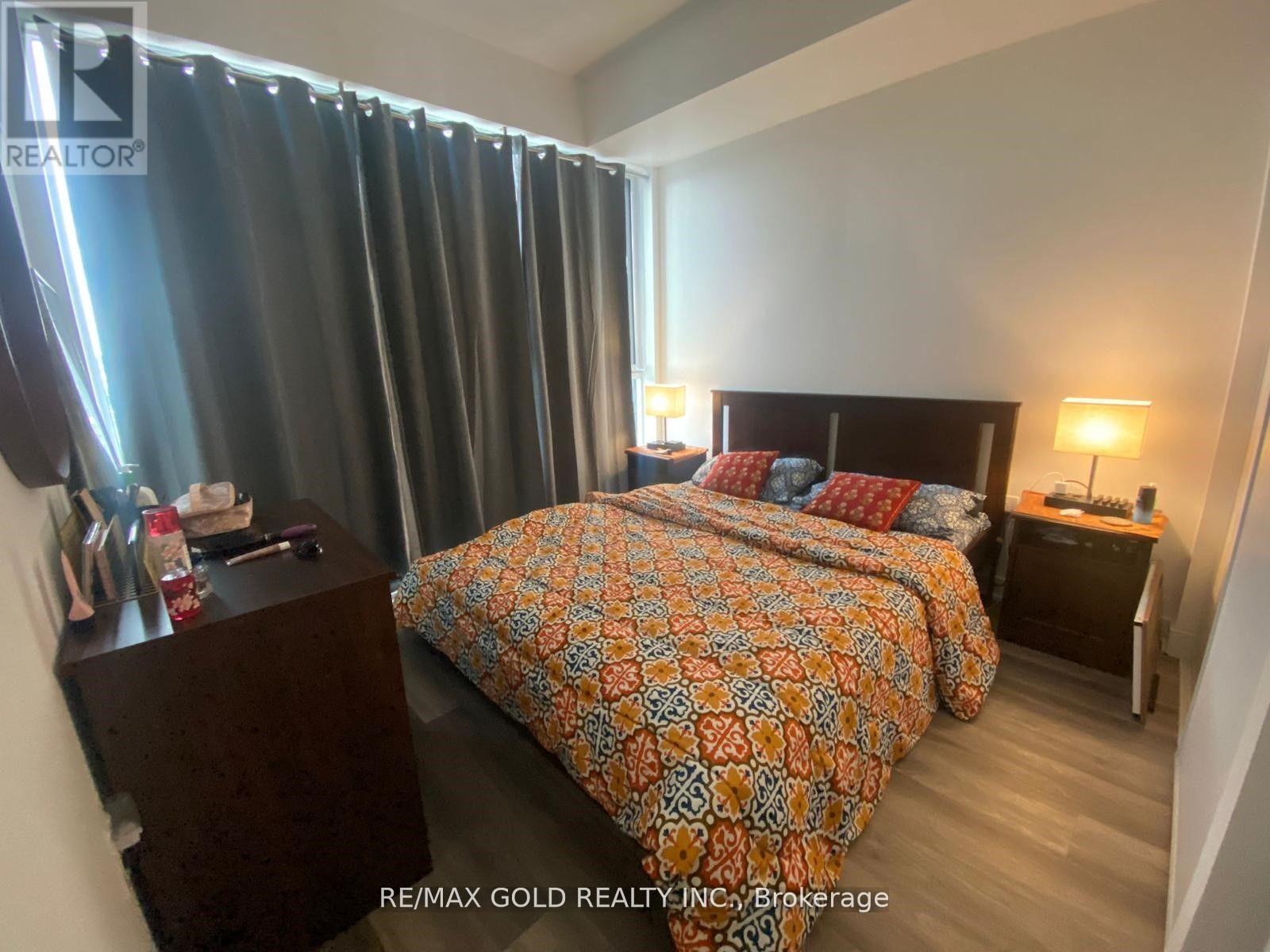 801 - 100 Eagle Rock Way, Vaughan, Ontario  L6A 5B9 - Photo 8 - N12285944