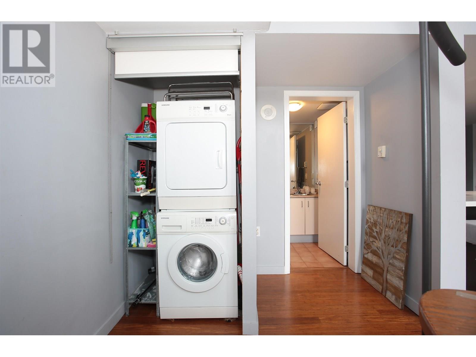 Listing Picture 15 of 39 : 511 22 E CORDOVA STREET, Vancouver / 溫哥華 - 魯藝地產 Yvonne Lu Group - MLS Medallion Club Member