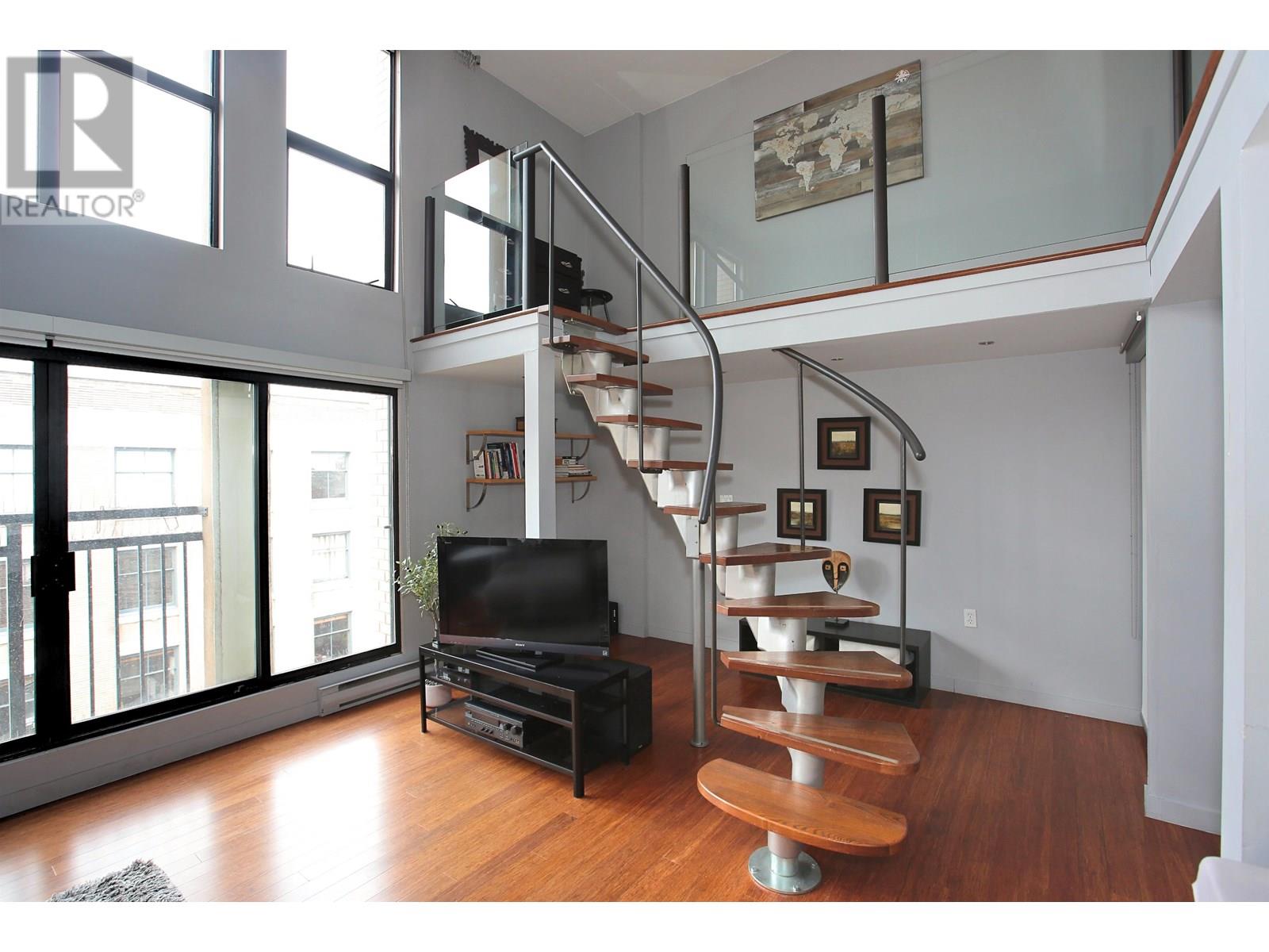 Listing Picture 13 of 39 : 511 22 E CORDOVA STREET, Vancouver / 溫哥華 - 魯藝地產 Yvonne Lu Group - MLS Medallion Club Member