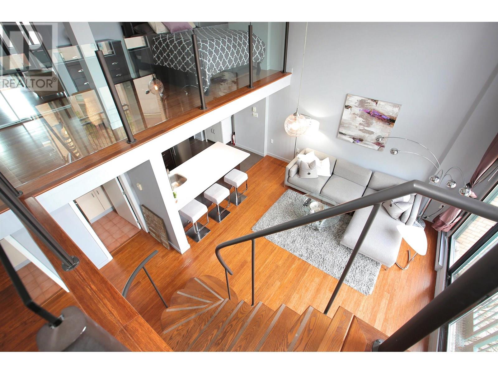 Listing Picture 20 of 39 : 511 22 E CORDOVA STREET, Vancouver / 溫哥華 - 魯藝地產 Yvonne Lu Group - MLS Medallion Club Member