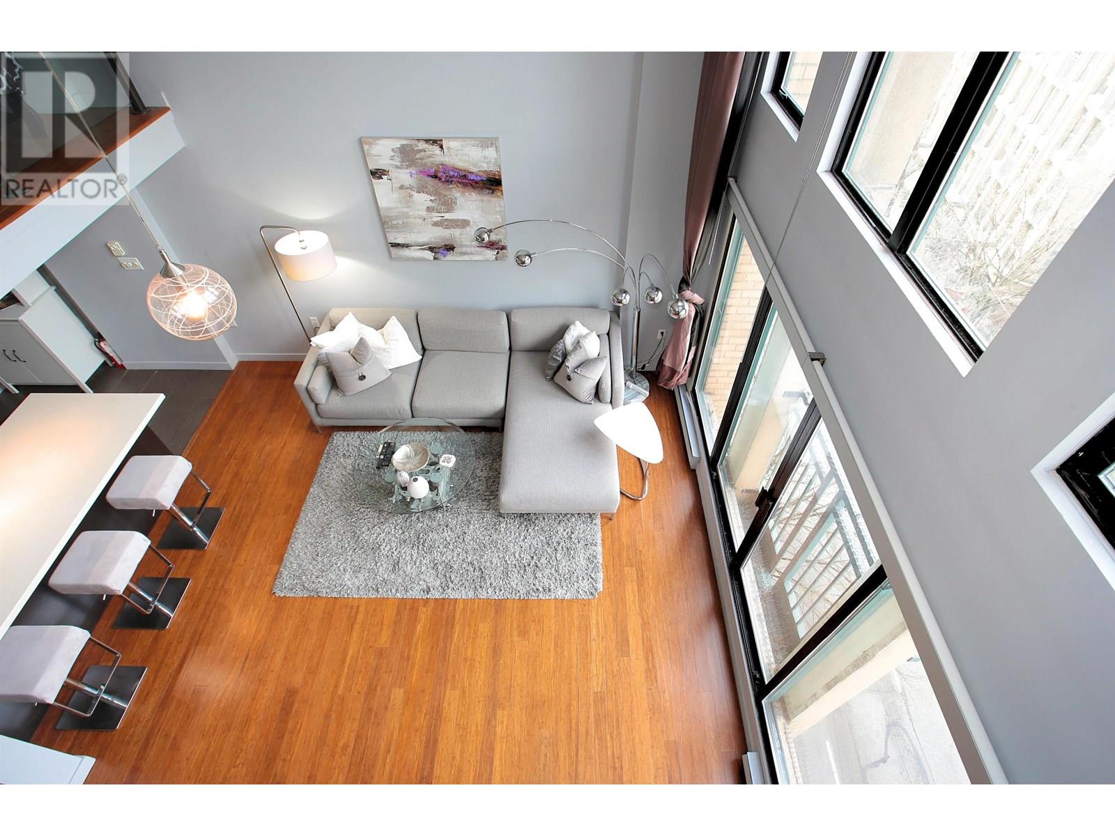 Listing Picture 21 of 39 : 511 22 E CORDOVA STREET, Vancouver / 溫哥華 - 魯藝地產 Yvonne Lu Group - MLS Medallion Club Member