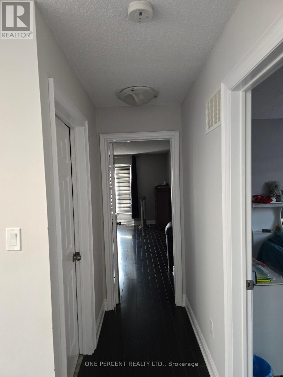 52 Timberlane Drive, Brampton, Ontario  L6Y 4B6 - Photo 22 - W12286285