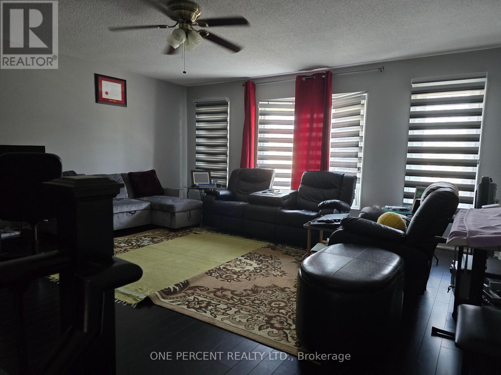 52 Timberlane Drive, Brampton, Ontario  L6Y 4B6 - Photo 9 - W12286285