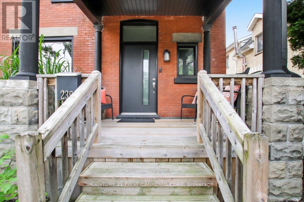 Property at 239 TECUMSEH AVENUE E image 3