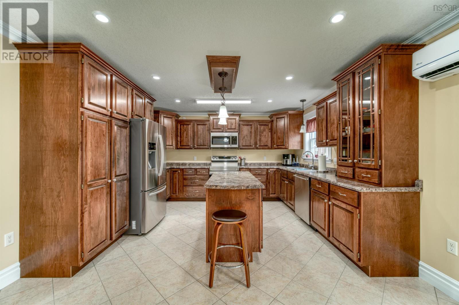 2089 - 2091 Lovett Road, Coldbrook, Nova Scotia  B0P 1J0 - Photo 11 - 202516446