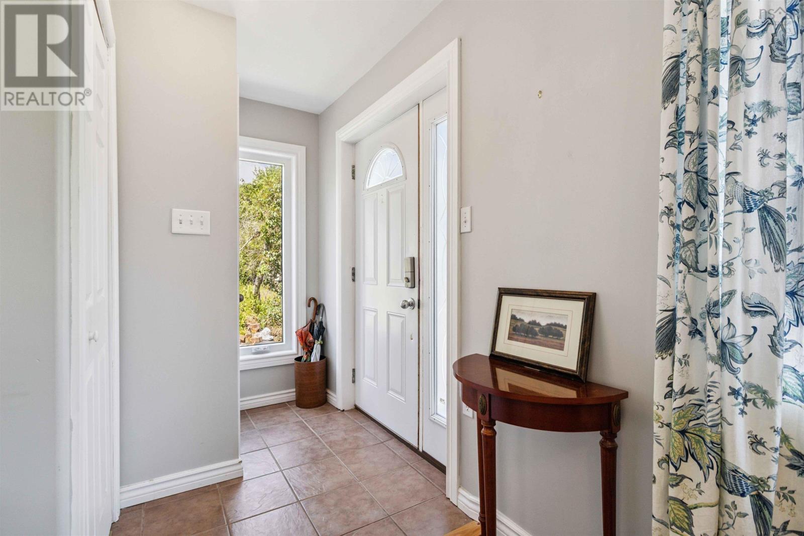 Property at 10 Battery Drive image 3