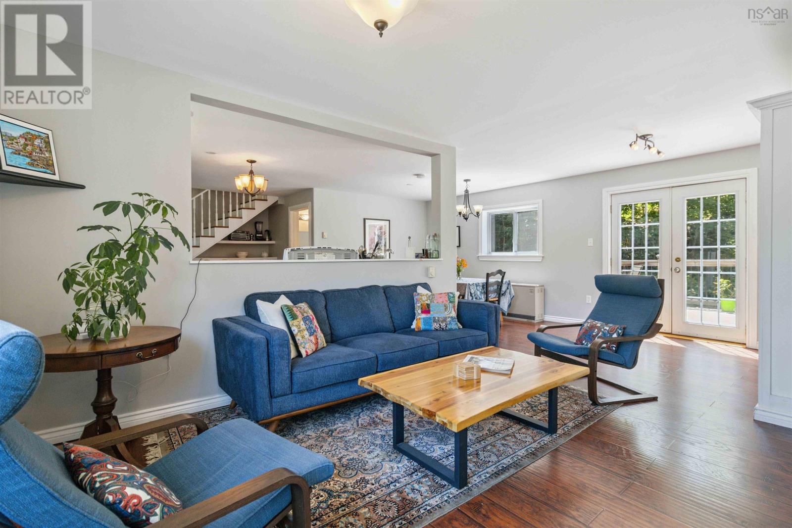 Property at 10 Battery Drive image 4