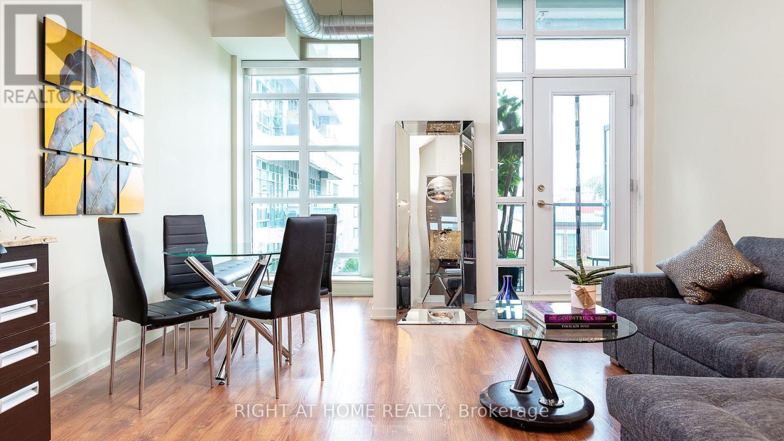 314 - 380 Macpherson Avenue, Toronto, Ontario  M4V 3E3 - Photo 2 - C12286414