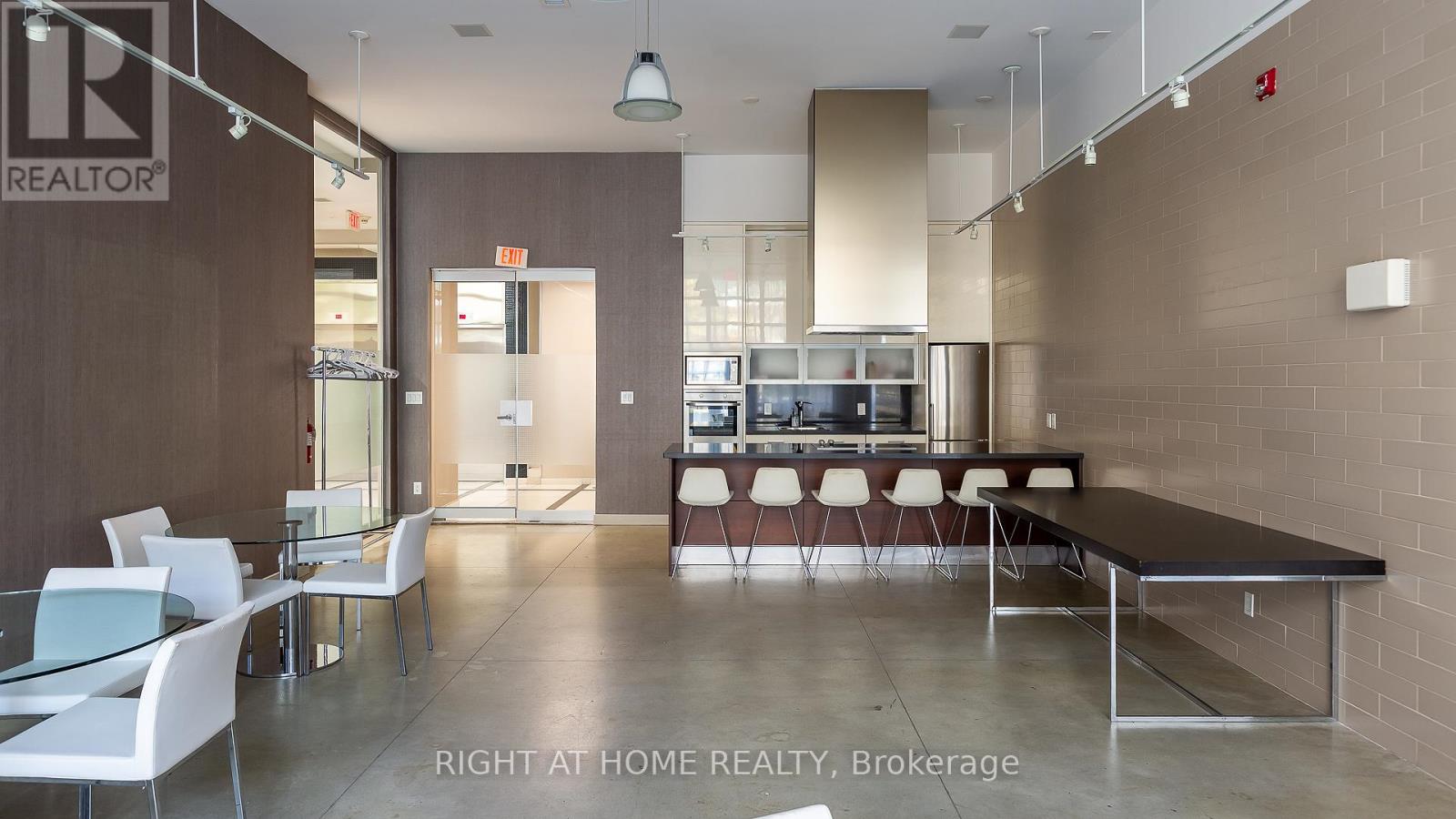 314 - 380 Macpherson Avenue, Toronto, Ontario  M4V 3E3 - Photo 28 - C12286414