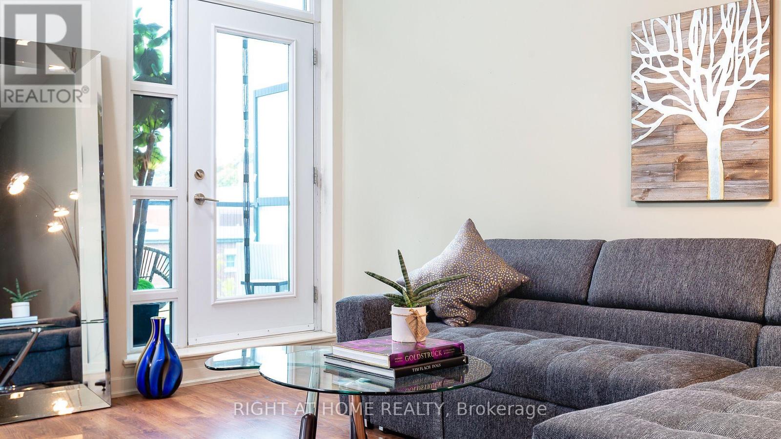 314 - 380 Macpherson Avenue, Toronto, Ontario  M4V 3E3 - Photo 5 - C12286414