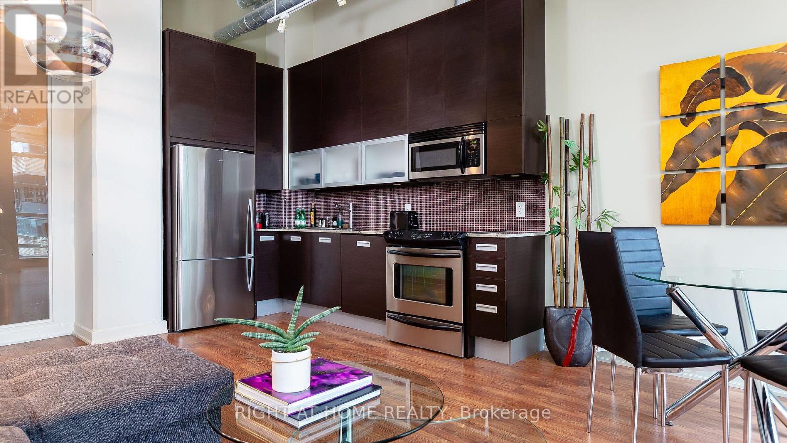314 - 380 Macpherson Avenue, Toronto, Ontario  M4V 3E3 - Photo 8 - C12286414