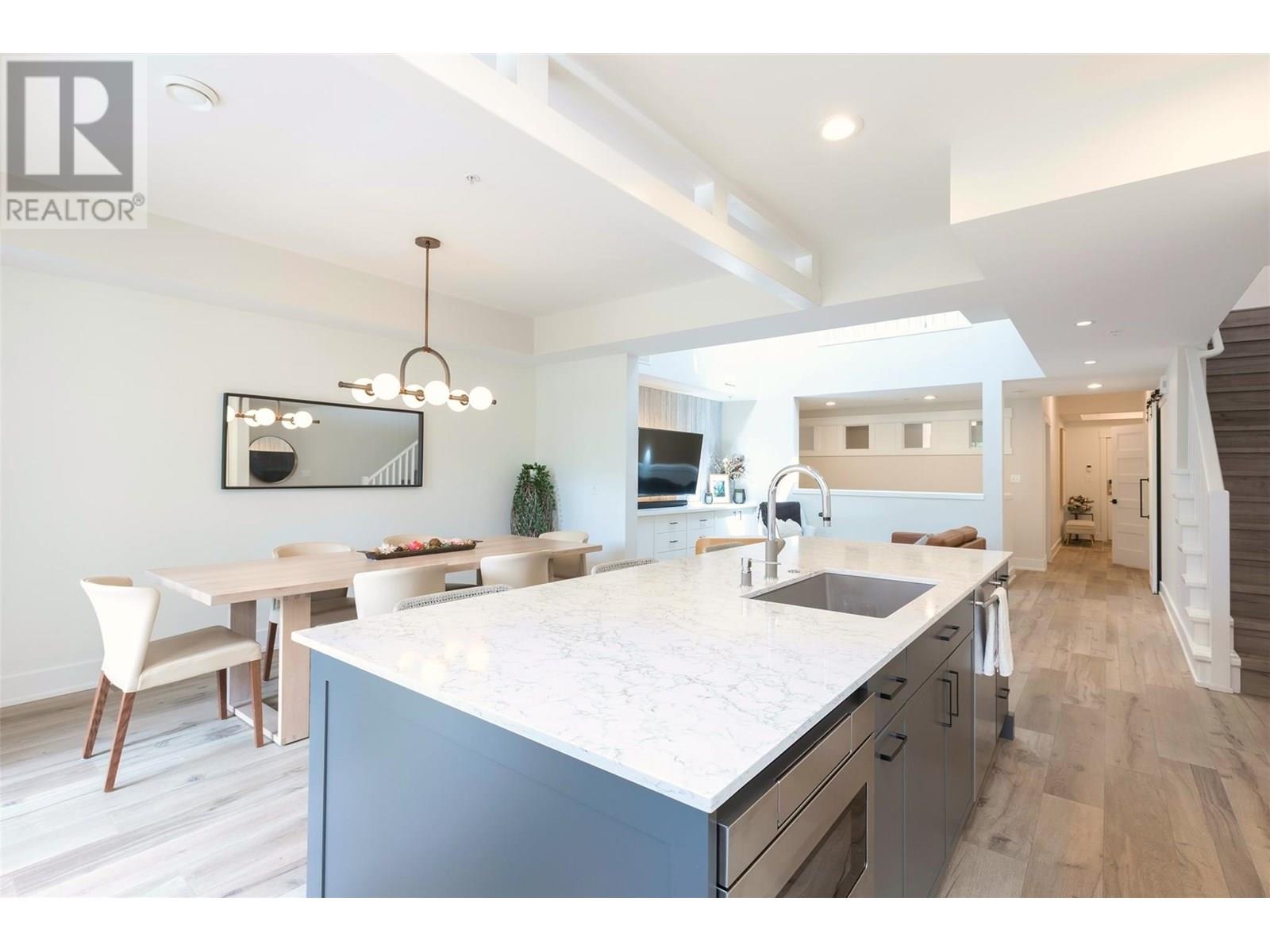 Property at 3880 Truswell Road Unit# 427 image 2
