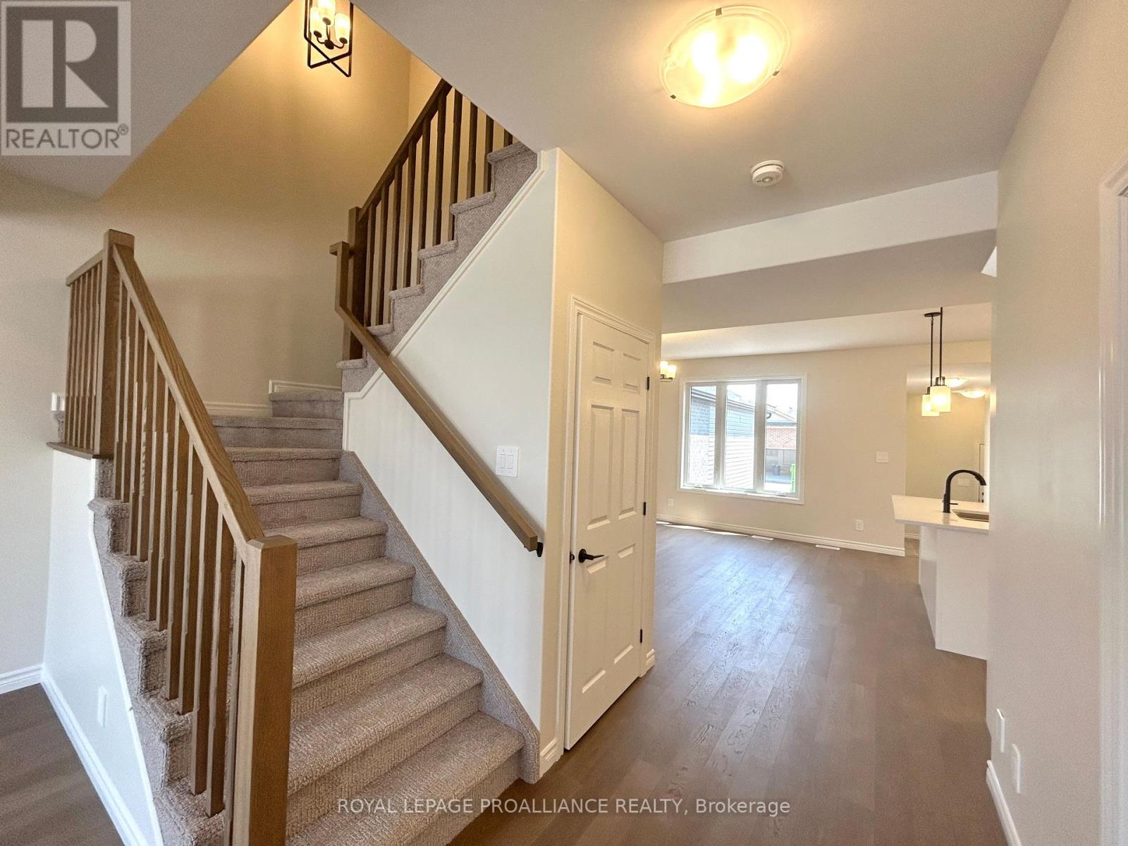 Property at 16 RIVERSTONE WAY image 4