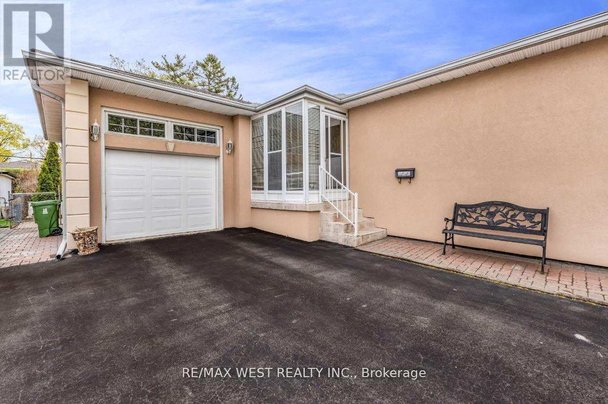 Property at 15 BREADNER DRIVE image 2